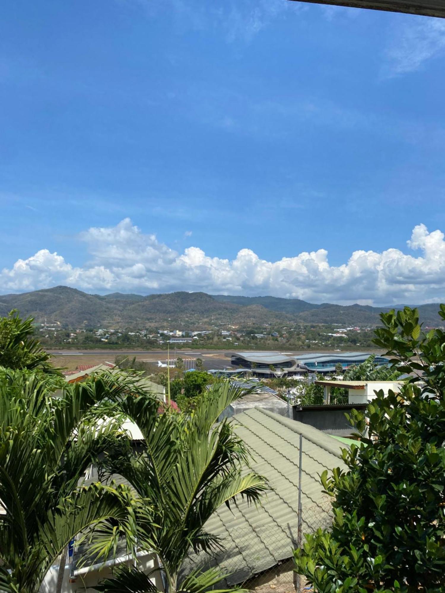 Pieter Homestay Labuan Bajo Exterior foto
